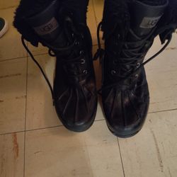 UGG BLACK WOMENS VIBRAM BOOTS