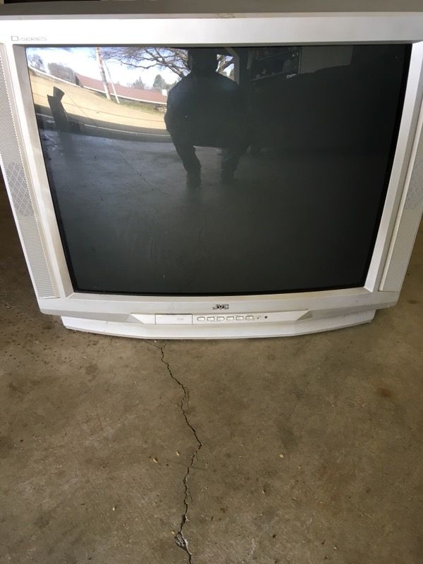 32” JVC TV
