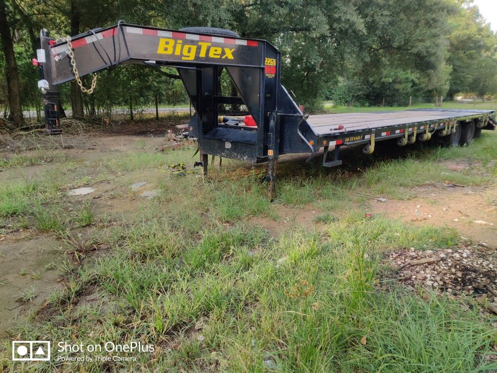 Gooseneck Trailer with Mega Ramps for Sale in Spring, TX OfferUp