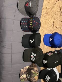 Mostly fitted LA hats