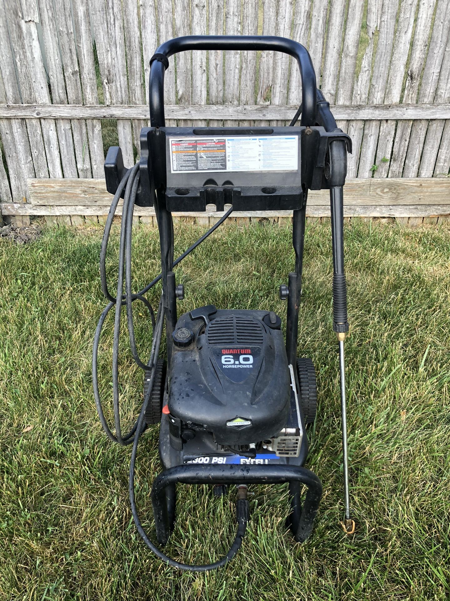 PRESSURE WASHER 2300 PSI