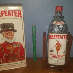 Vintage Beefeater 1 Gallon Bottle And Cradle Box