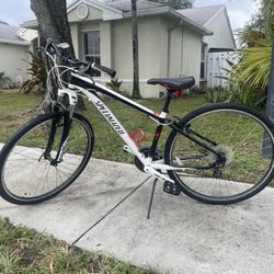 Specialized Crosstrail  Bicycle 