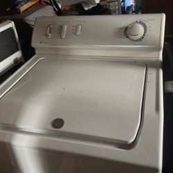maytag washer GE drier.electric very nice