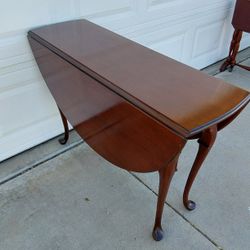Drop Leaf Antique  Table
