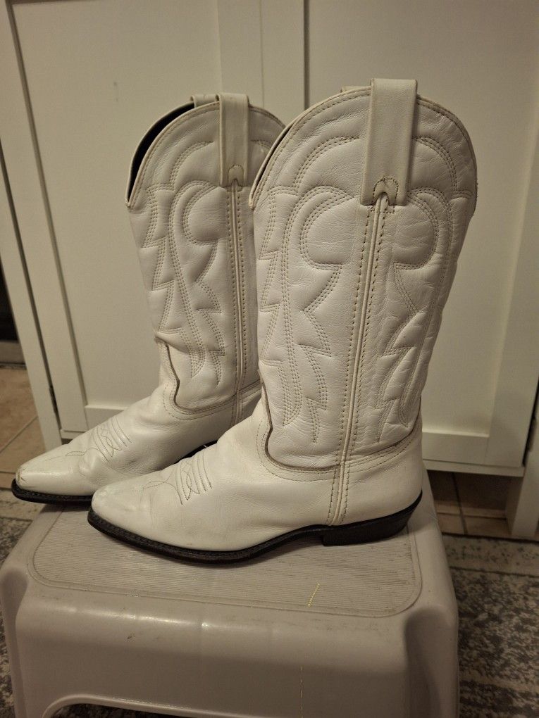Ladies Cowboy Boots