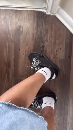 Travis Scott phantoms size 8