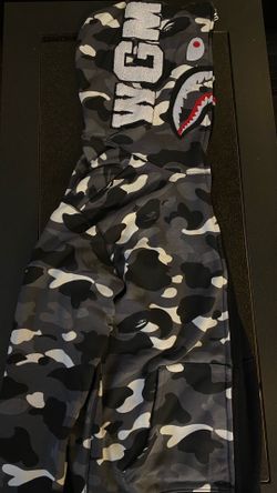 BAPE City Camo Half Shark Full Zip Hoodie  Black/Camo - (Glow-In-The-Dark) Men medium (Send offer)