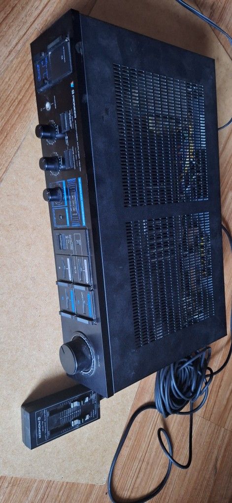 Vintage Pioneer Surround Sound Audio Video Amplifier