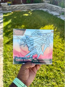 Chaos Rising Pokemon Center Elite Trainer Box