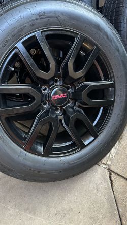 FACTORY CHEVY GMC RIMS TIRES 20”