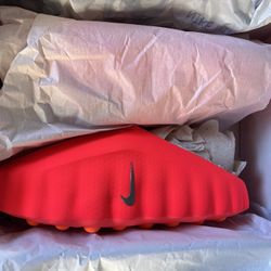 Size 10 - Nike Mind 001 Slide - Solar Red - HQ4307-600