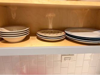Assorted Ceramic Dinnerware Set