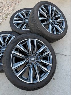Cadillac Escalade 22” OEM Wheels 6Lug