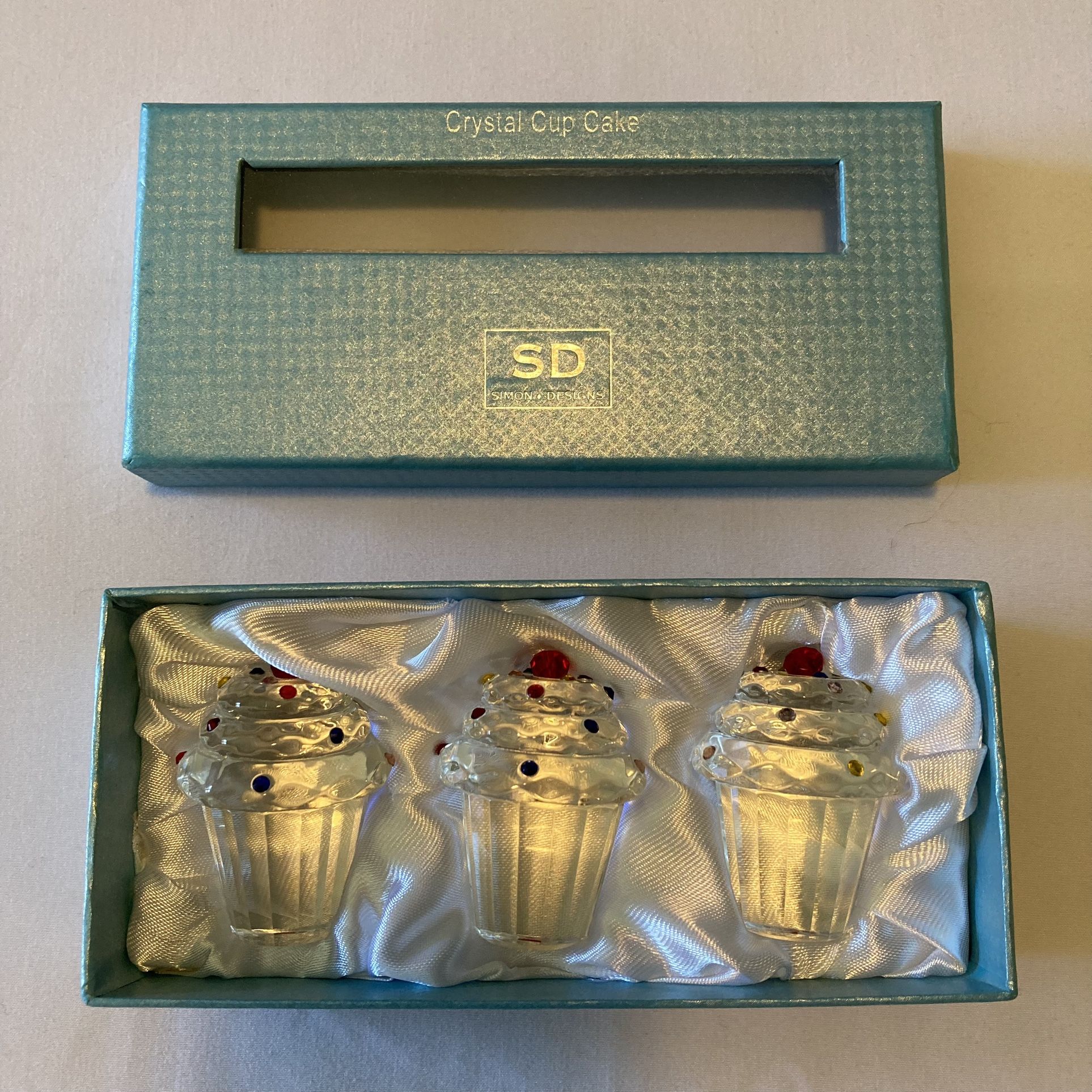 Simon Design Mini Crystal Cupcakes - Set of 3