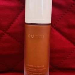 Gucci Foundation 510N