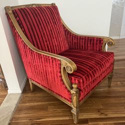 Set Of 2 Vintage Club Chairs 