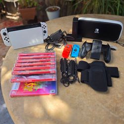 Nintendo Switch OLED (White)