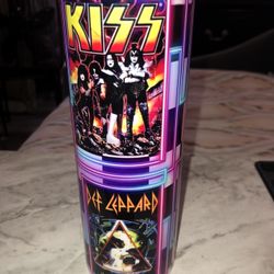 Kiss Tumbler Cup