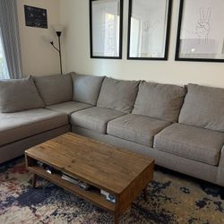 Sectional Couch/Sofa with Chaise