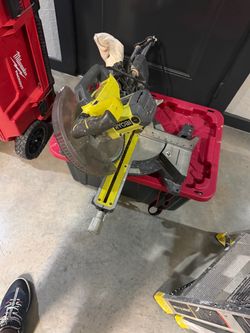 Ryobi 12” sliding Miter saw