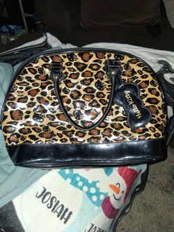 Hello kitty lounge fly bag