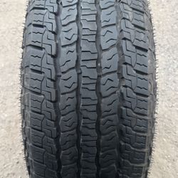 Bridgestone 275/60/20  (1) Tire