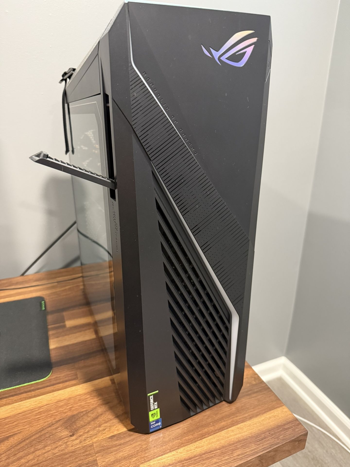 ASUS ROG STRIX G16CH-IH766 Gaming PC
