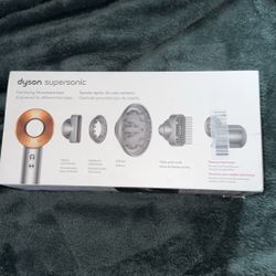 Dyson Supersonic Hair Dryer & Diffuser