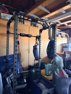 Exercise cage