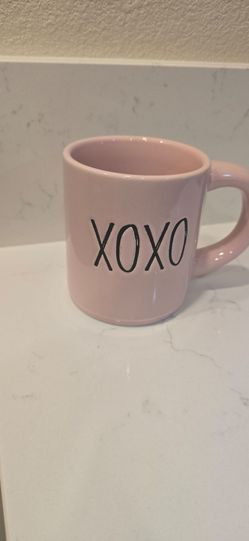 Pink "XOXO" Mug