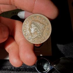 1833 Matron Head Large Cent VF-30 