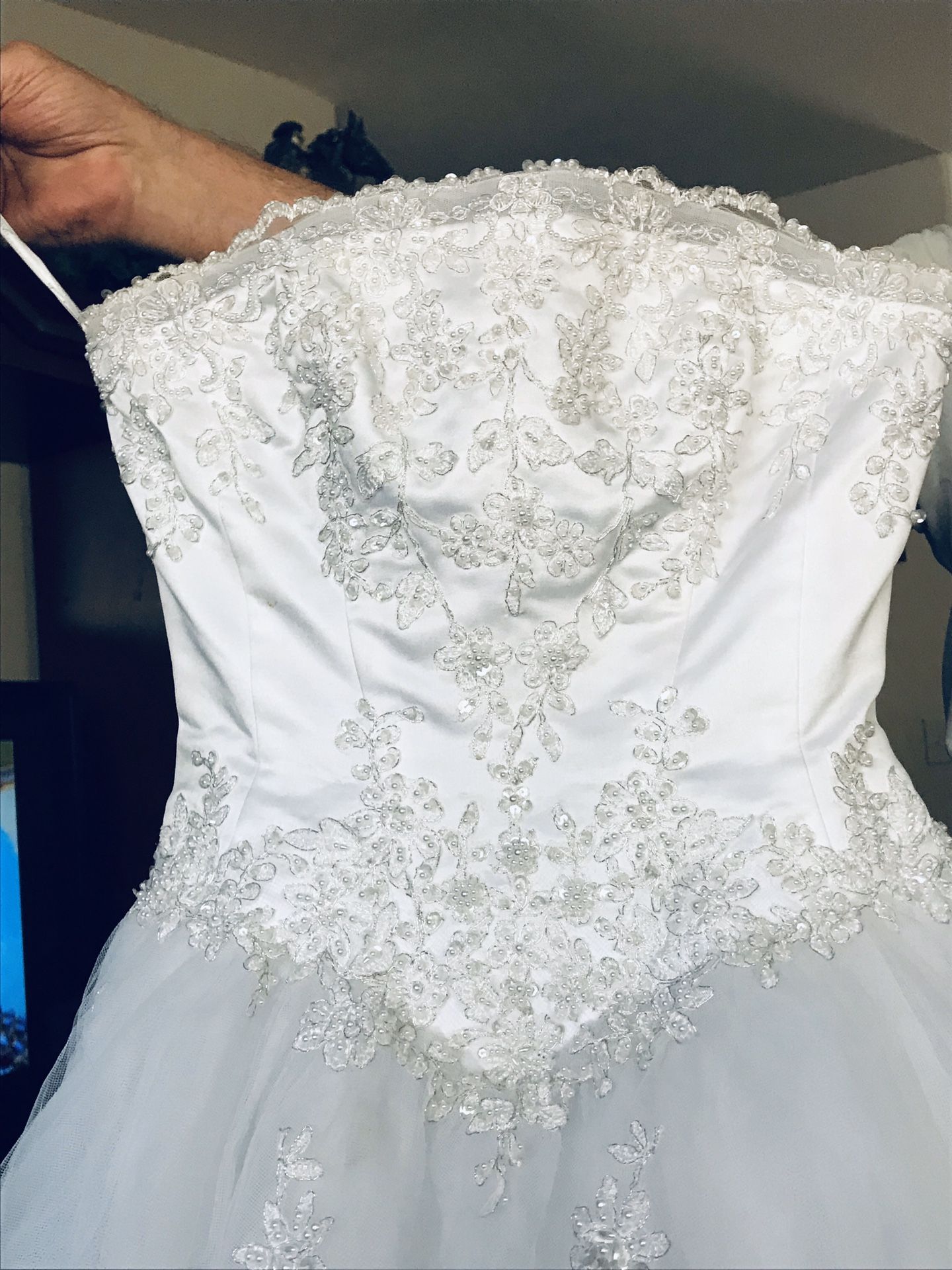 David Bridal size 4 white wedding dress