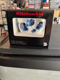 Ceramic KitchenAid mixing bowl