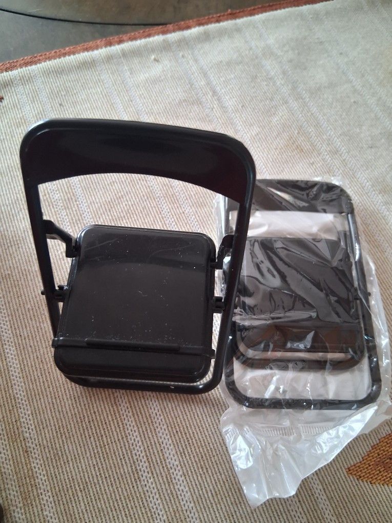 2 Small Plastic Folding Chairs. They Can Hold Your Phone Or Smaller Devices. Please Read Description Below