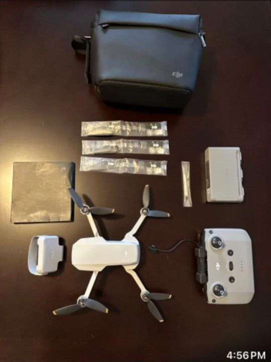 DJI Mini 2 SE Fly More Combo – Like New, 3 Batteries, Bag, Extra Props, Receipt Included