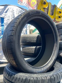 1 PIRELLI 325/35/23 Installation Included