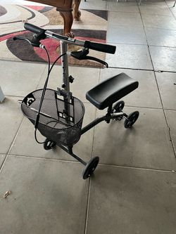 Knee scooter