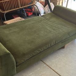 Green Sofa 