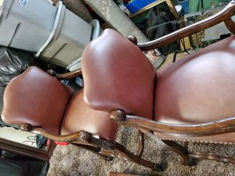 2 high chairs