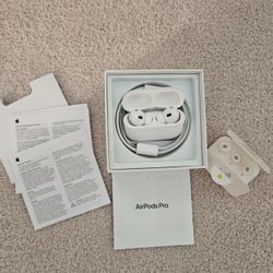 AirPod Pro 2nd Generation MagSafe Wireless Charging Case USB-C. And Apple care+