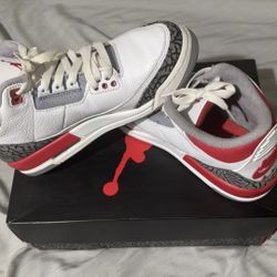 Retro Jordan 3s