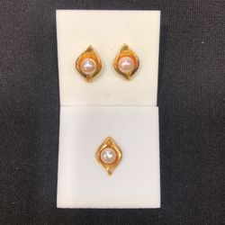 Pearl Pendant &  Earrings