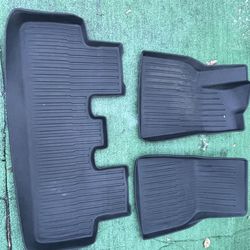 Tesla  Y Rubber mats  Set 3    all waterproof FREE