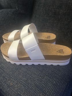 Size 9 White Reefs