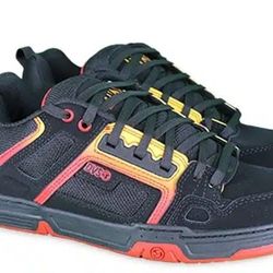 MENS DVS Comanche SIZE 8.5