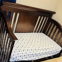Baby Crib Convertible To Toddler Bed 