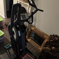 Elliptical pro form hiit L6