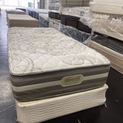 Twin Xl Beautyrest Mattree And Boxpring 🐽