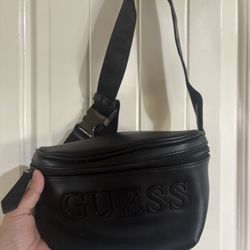 Guess Fanny Pack 